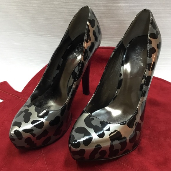 Carlos Santana Shoes - Striking Platforms with Design by Carlos Santana